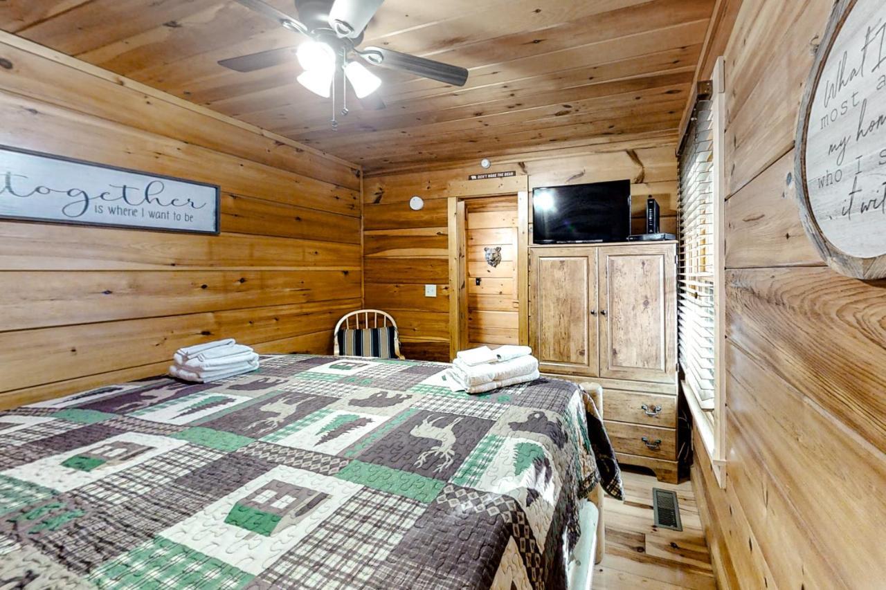 Bearadise Resort Gatlinburg Exterior photo